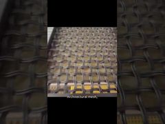 متوفر بأنواع نسج مختلفة (مثل الشبكة الملحومة، شبكة الأسلاك المنسوجة، الشبكة الموسعة)، وقياسات، و