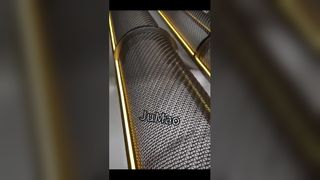 حلول الشاشة المعدنية المخصصة للشبكة المعمارية الأرجوانية